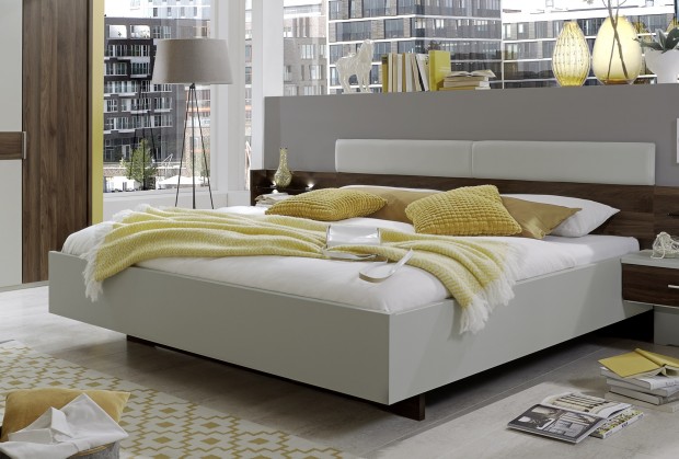 Dřevěná postel Imola 180x200 cm, champagne, nocce