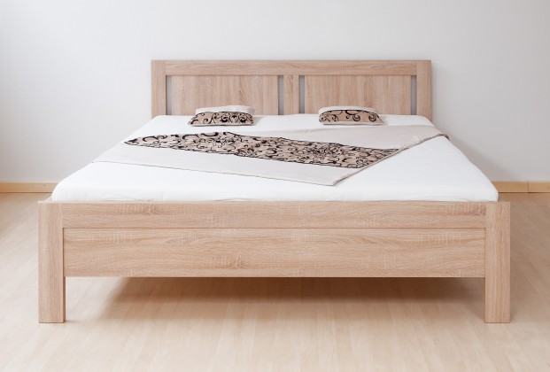 Dřevěná postel Lucy 160x200 cm